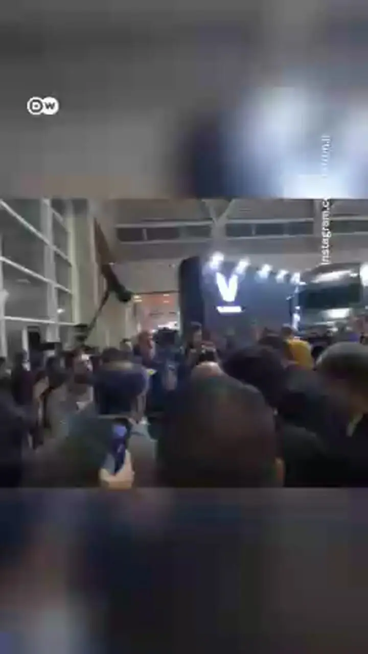 برخورد مأمور حفاظت از مهدی چمران با یک خبرنگار