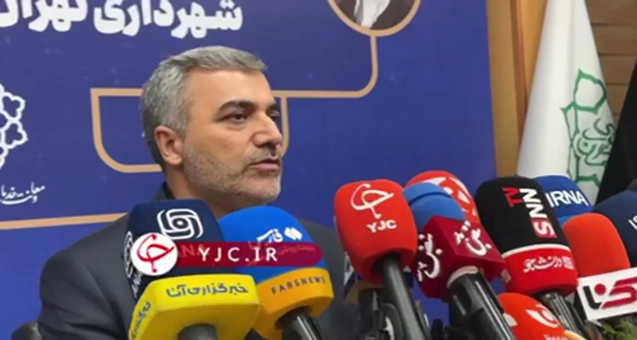 قبور منافقین در بهشت‌ زهرا را تبدیل به پارکینگ برای استفاده مردم کردیم